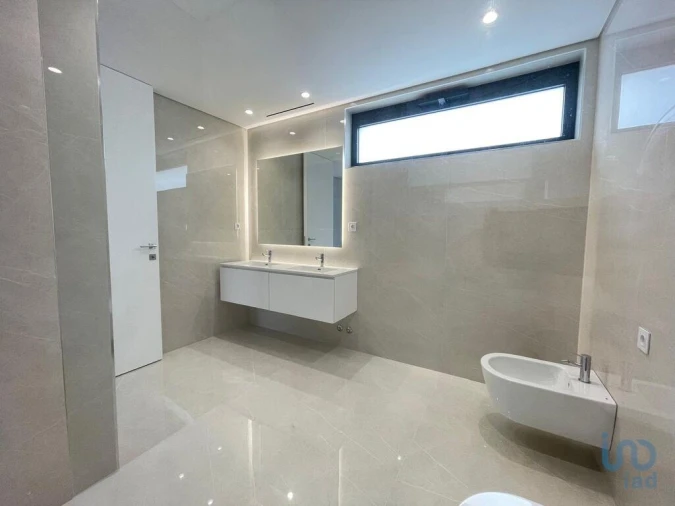 Moradia T3 para Venda em Abade de Neiva Foto 12