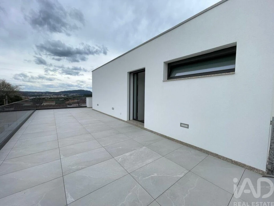 Moradia T3 para Venda em Abade de Neiva Foto 17