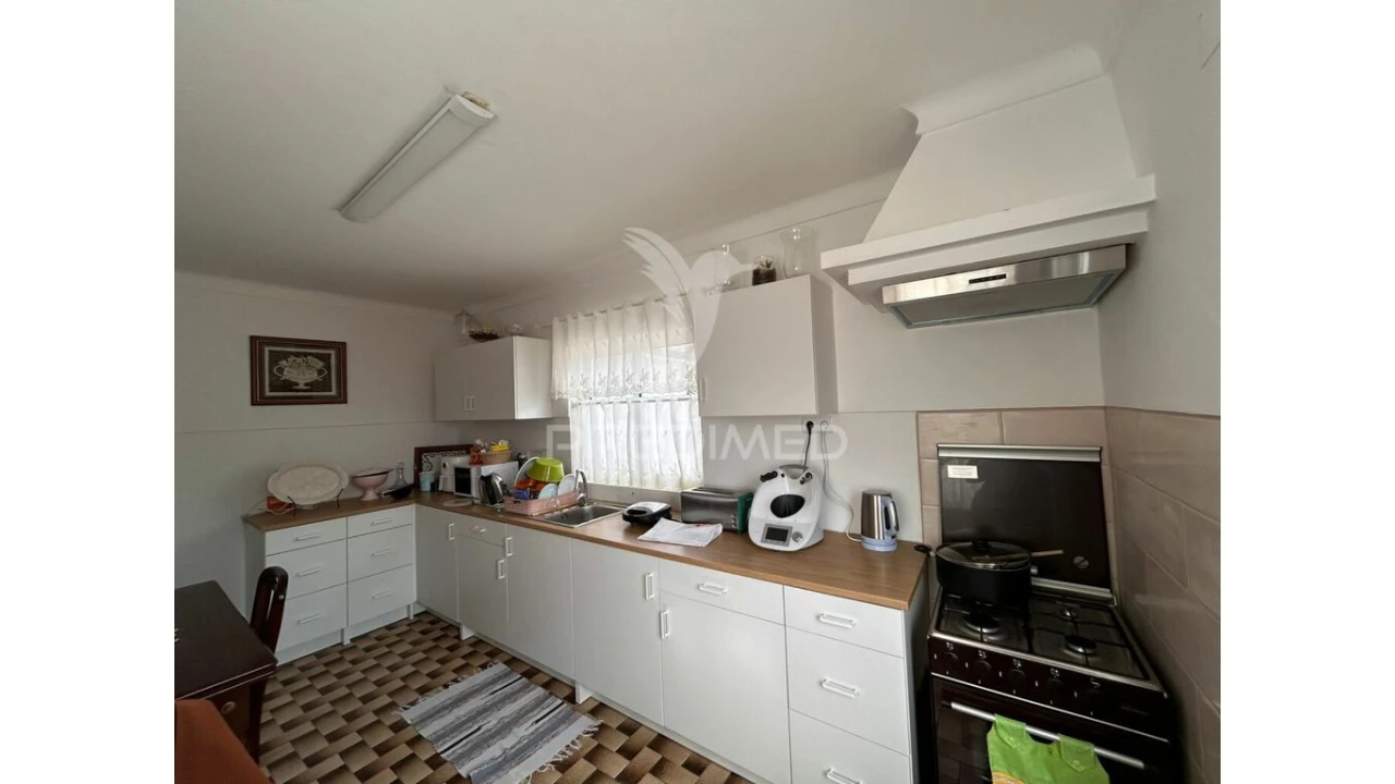 Moradia T5 para Venda em São Bartolomeu de Regatos Foto 14