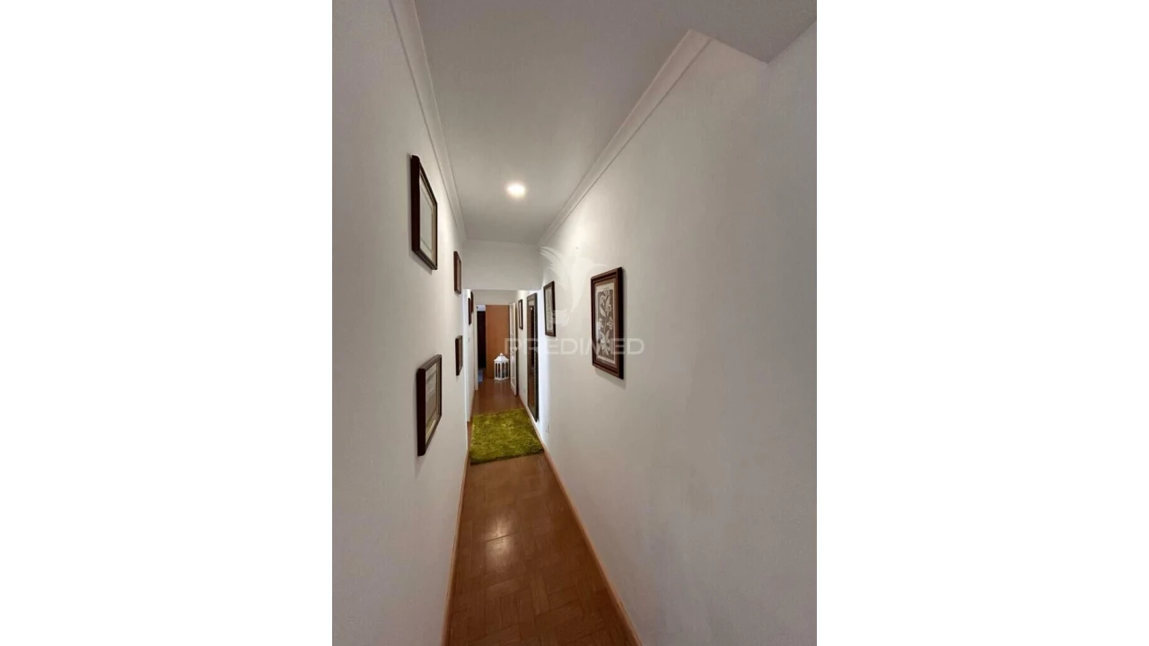 Moradia T5 para Venda em São Bartolomeu de Regatos Foto 17