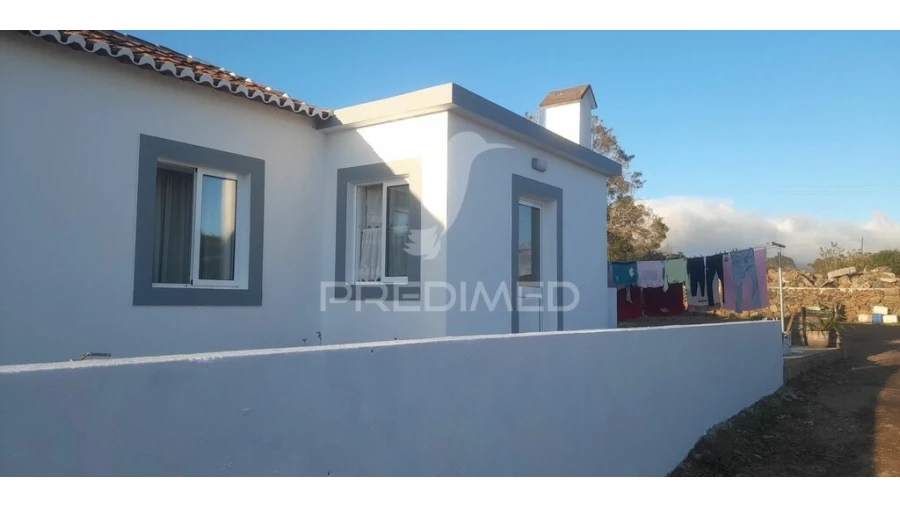 Moradia T5 para Venda em São Bartolomeu de Regatos Foto 4