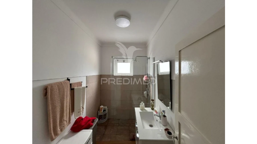 Moradia T5 para Venda em São Bartolomeu de Regatos Foto 16