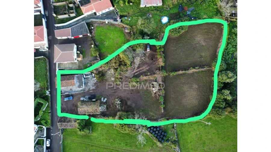 Moradia T5 para Venda em São Bartolomeu de Regatos Foto 2