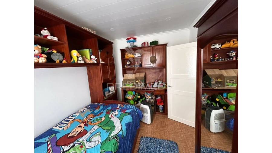 Moradia T5 para Venda em São Bartolomeu de Regatos Foto 13