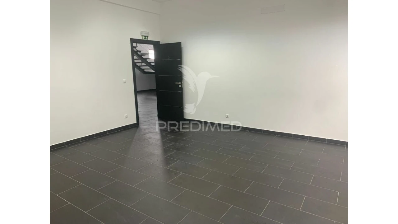 Escritório para Arrendamento em Malagueira e Horta das Figueiras Foto 1