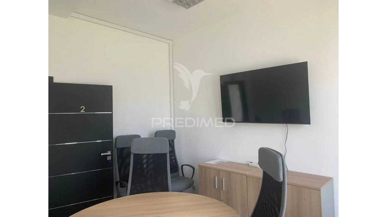 Escritório para Arrendamento em Malagueira e Horta das Figueiras Foto 10