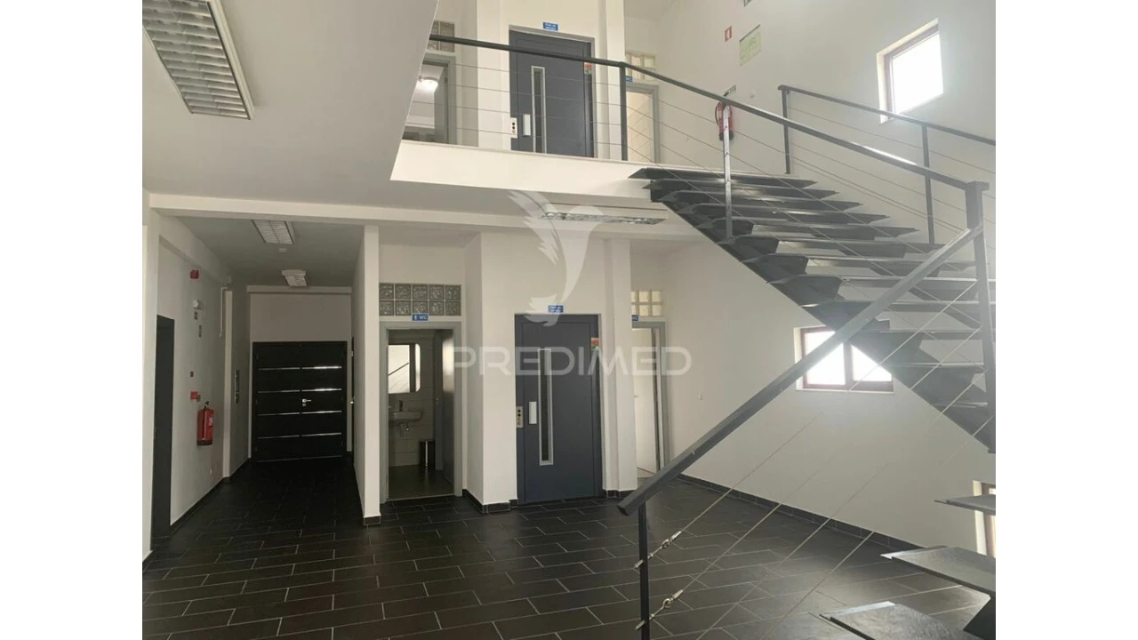 Escritório para Arrendamento em Malagueira e Horta das Figueiras Foto 6