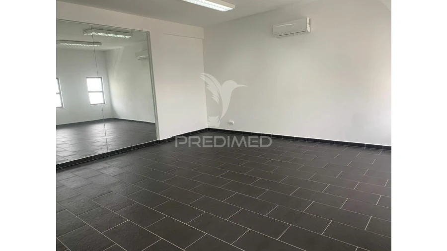 Escritório para Arrendamento em Malagueira e Horta das Figueiras Foto 2