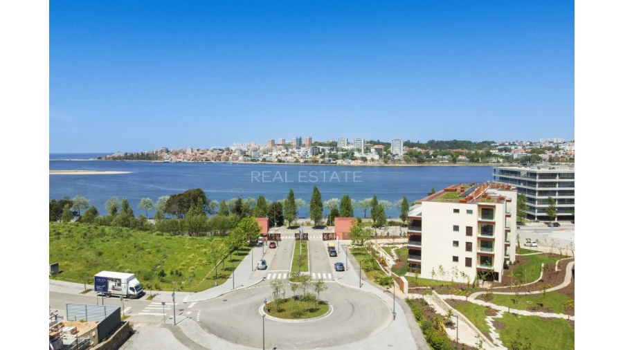 Apartamento T3 para Venda em Canidelo Foto 35