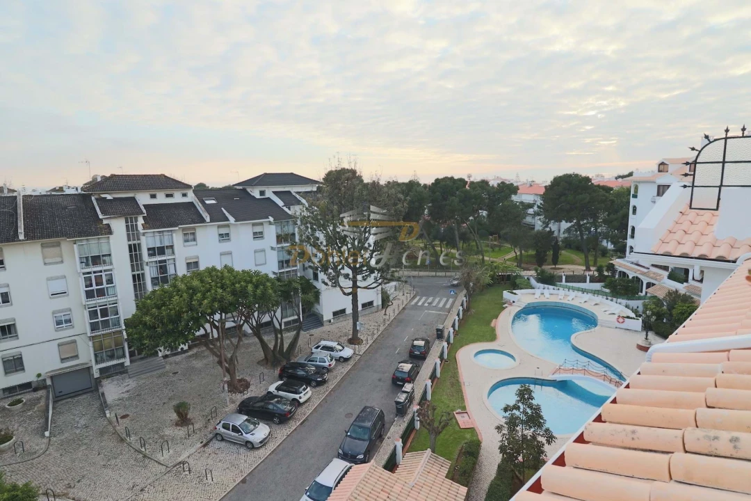 Apartamento T4 para Venda em Carcavelos e Parede Foto 29