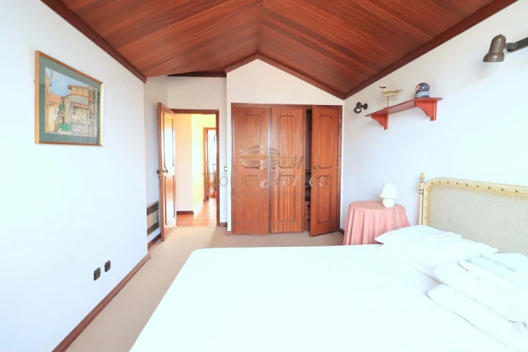 Apartamento T4 para Venda em Carcavelos e Parede Foto 24