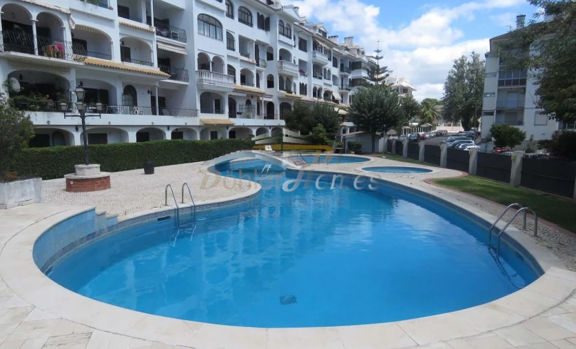 Apartamento T4 para Venda em Carcavelos e Parede Foto 2
