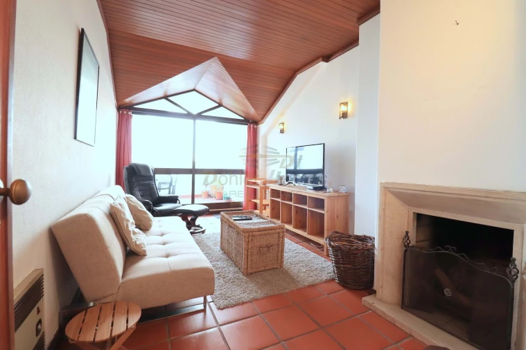 Apartamento T4 para Venda em Carcavelos e Parede Foto 26