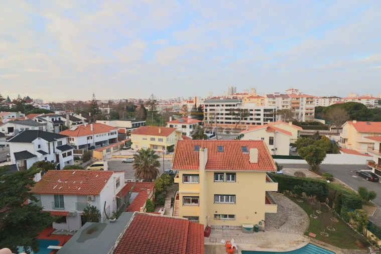 Apartamento T4 para Venda em Carcavelos e Parede Foto 23