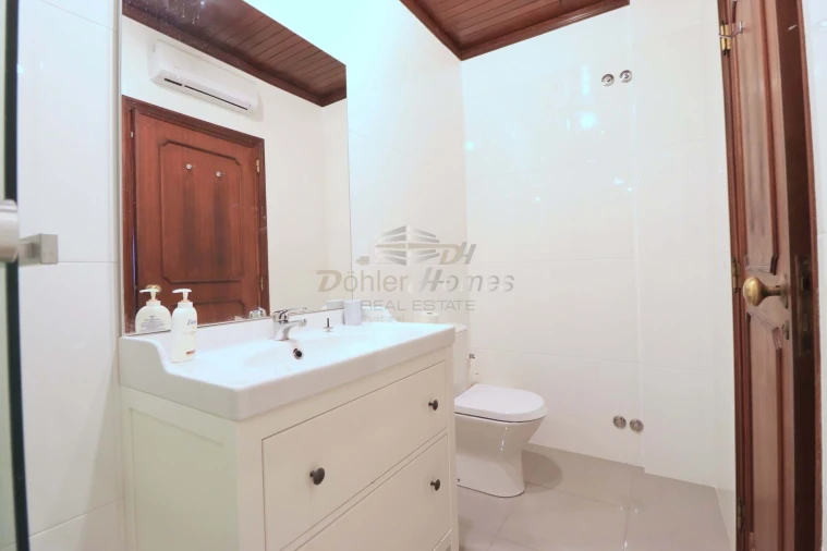 Apartamento T4 para Venda em Carcavelos e Parede Foto 34