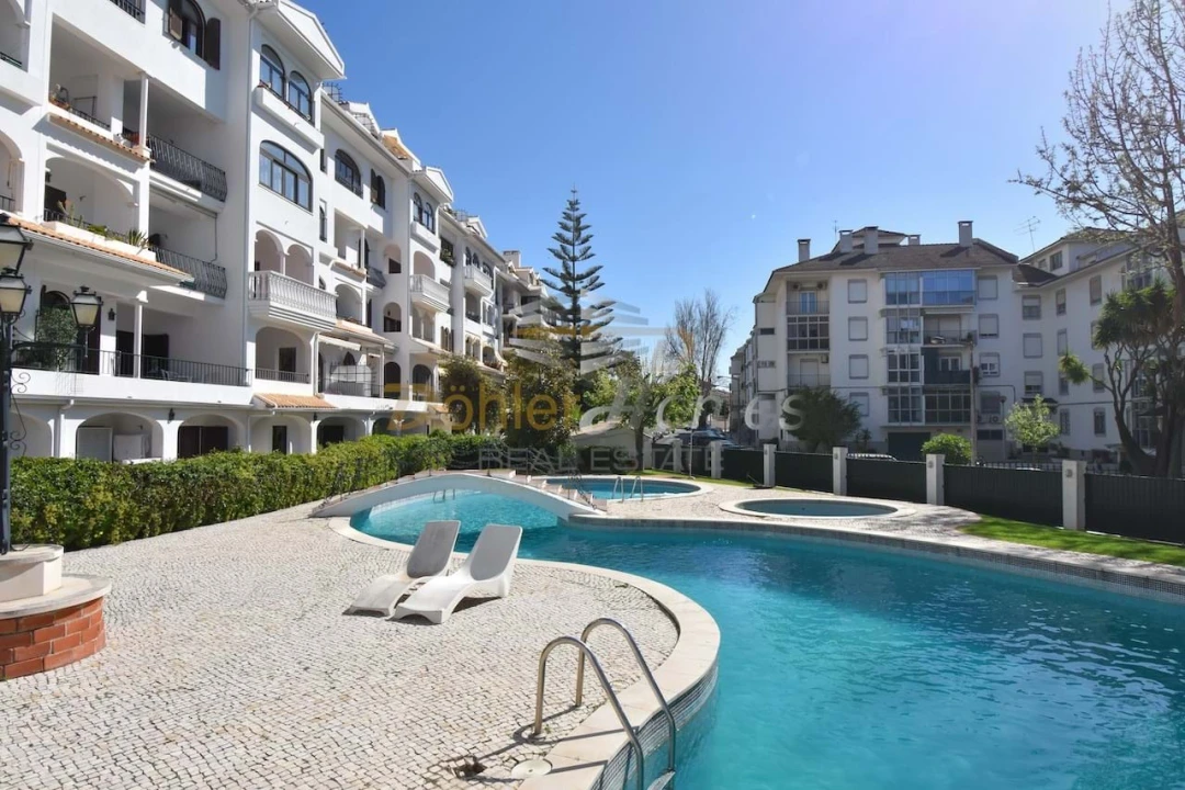 Apartamento T4 para Venda em Carcavelos e Parede Foto 41