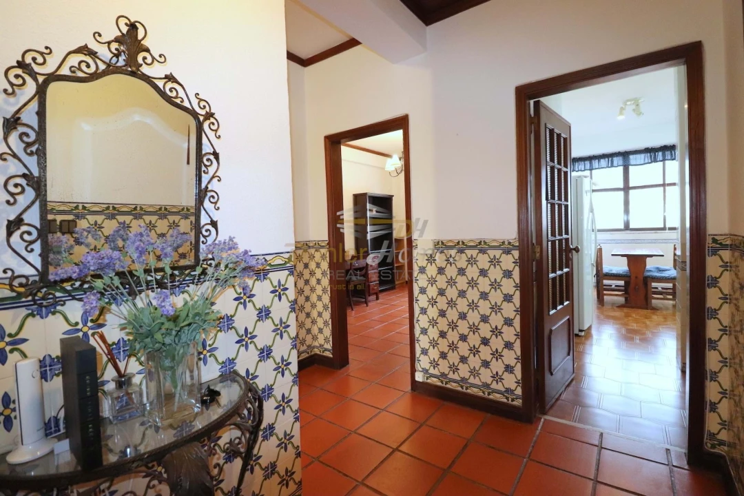 Apartamento T4 para Venda em Carcavelos e Parede Foto 10