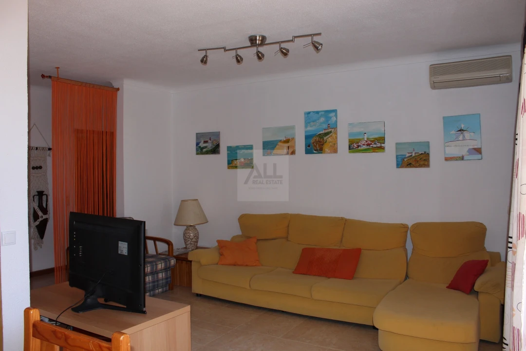 Apartamento T2 para Venda em Vila do Bispo e Raposeira Foto 15