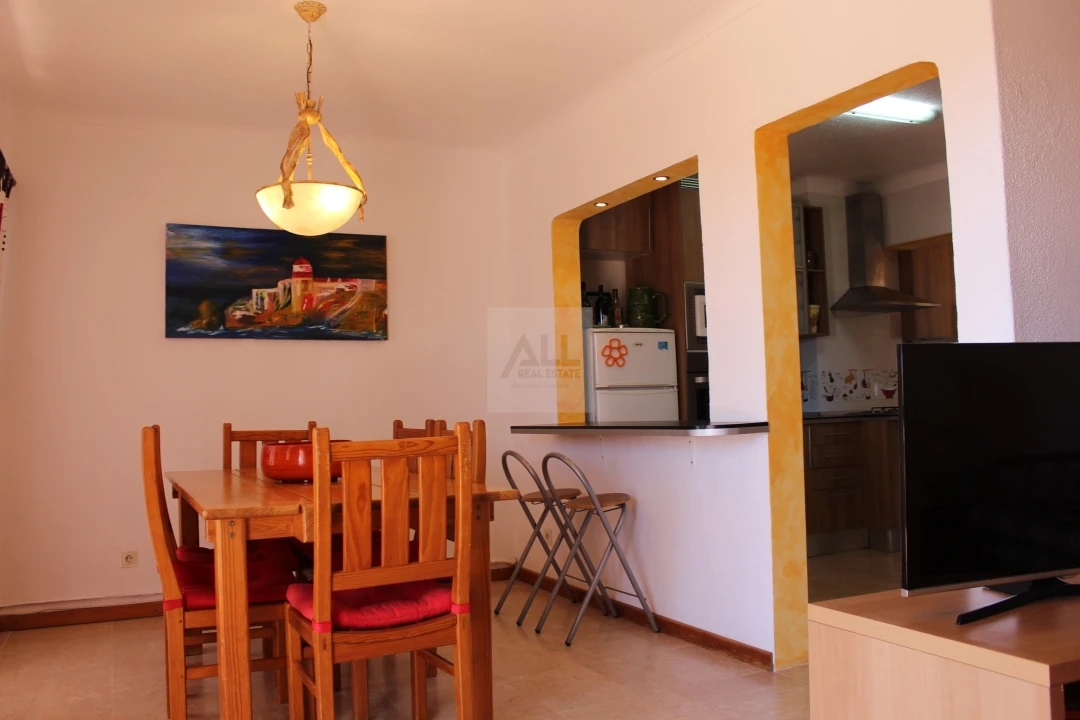 Apartamento T2 para Venda em Vila do Bispo e Raposeira Foto 13