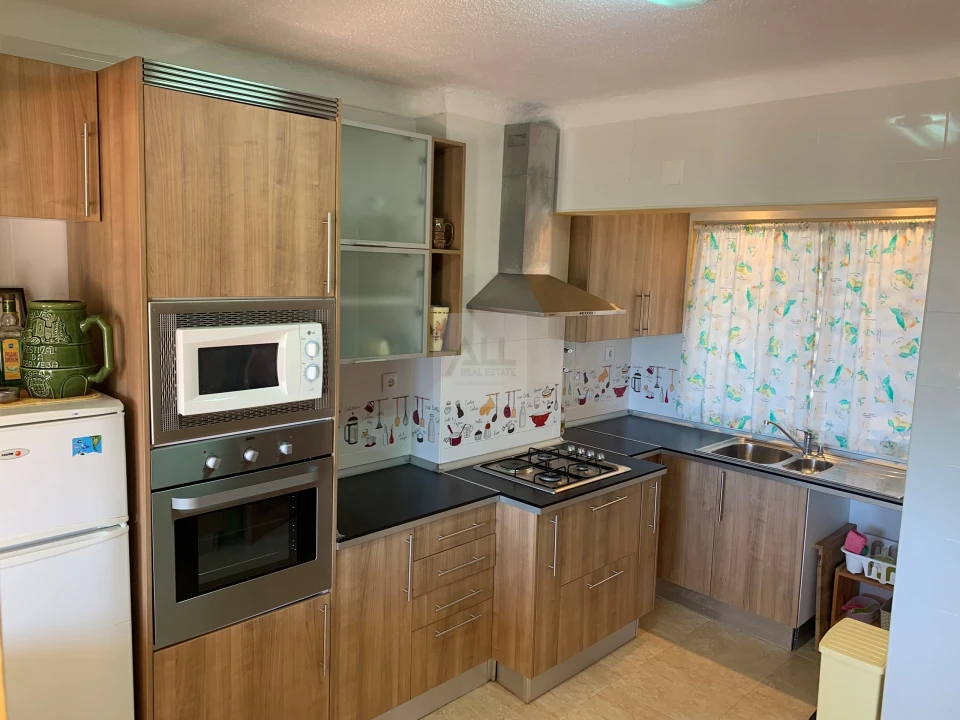 Apartamento T2 para Venda em Vila do Bispo e Raposeira Foto 12