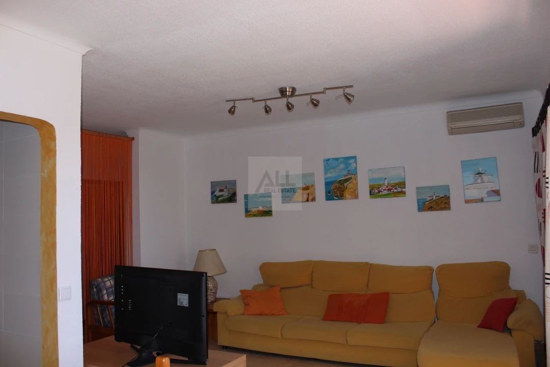 Apartamento T2 para Venda em Vila do Bispo e Raposeira Foto 14