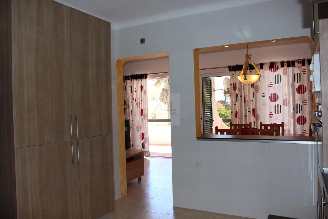 Apartamento T2 para Venda em Vila do Bispo e Raposeira Foto 8