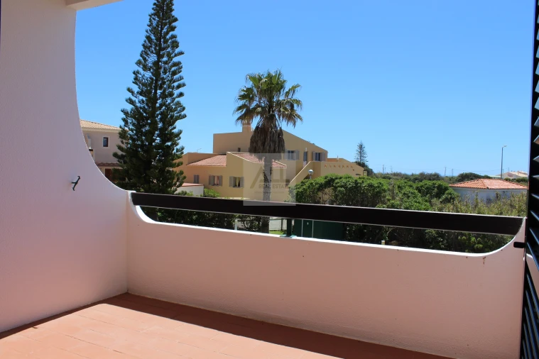 Apartamento T2 para Venda em Vila do Bispo e Raposeira Foto 17