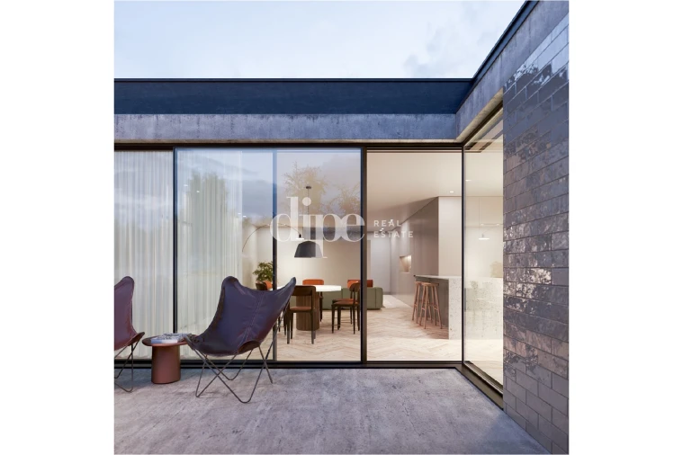 Apartamento T3 para Venda em Urgezes Foto 3