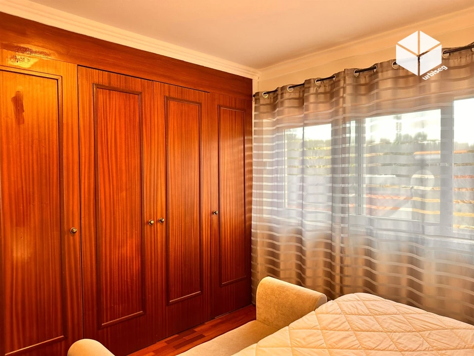 Moradia T4 para Venda em Tavarede Foto 22