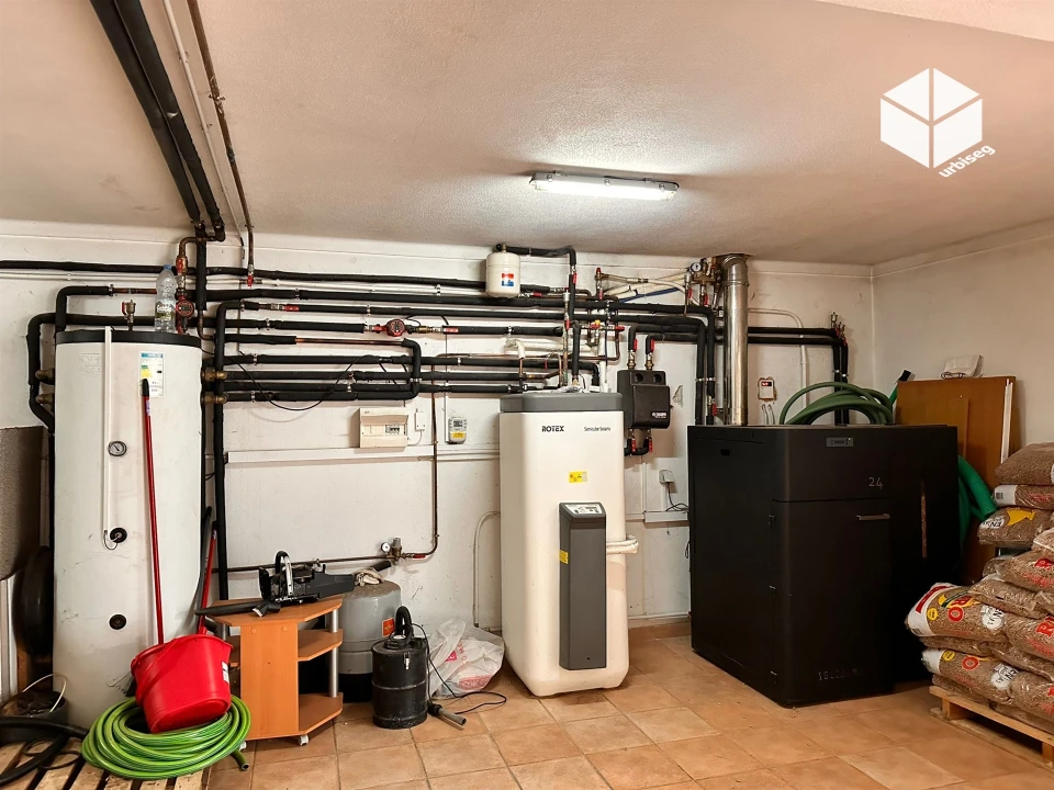 Moradia T4 para Venda em Tavarede Foto 44