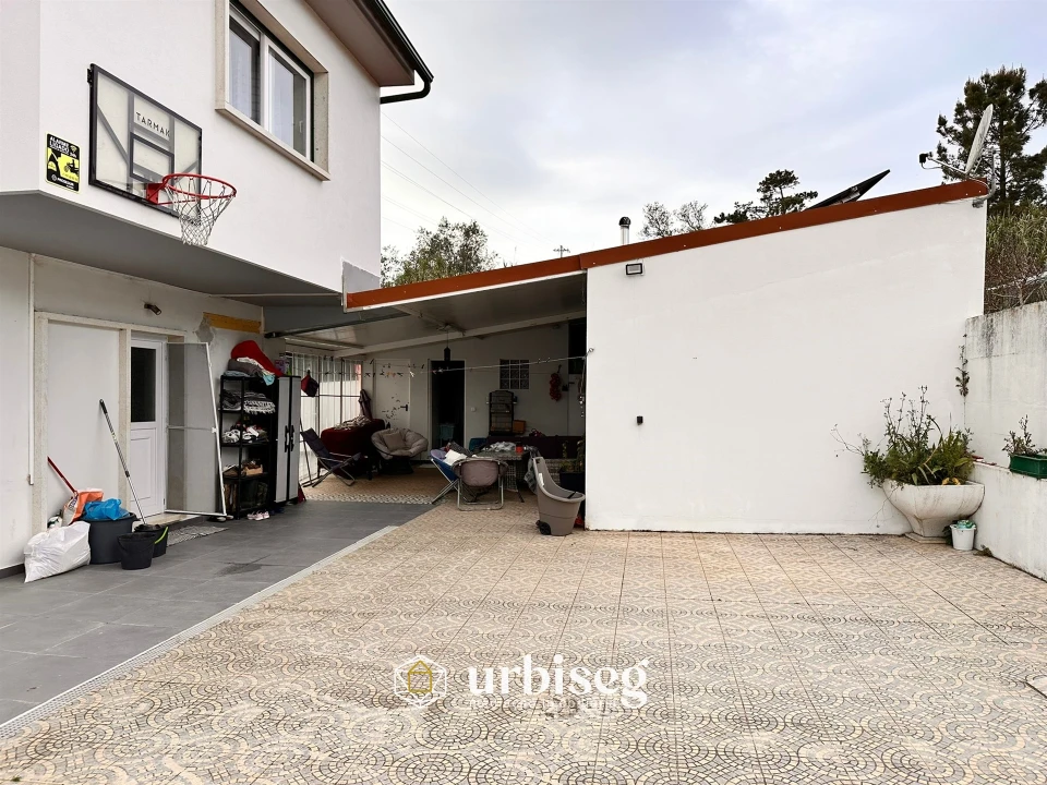Moradia T4 para Venda em Tavarede Foto 47