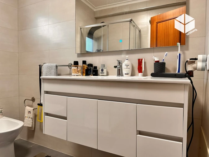 Moradia T4 para Venda em Tavarede Foto 35