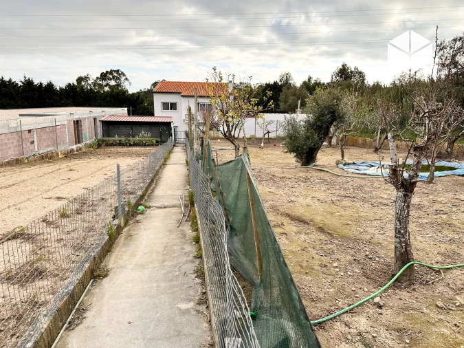 Moradia T4 para Venda em Tavarede Foto 50