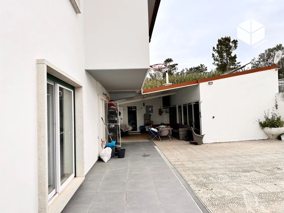 Moradia T4 para Venda em Tavarede Foto 46