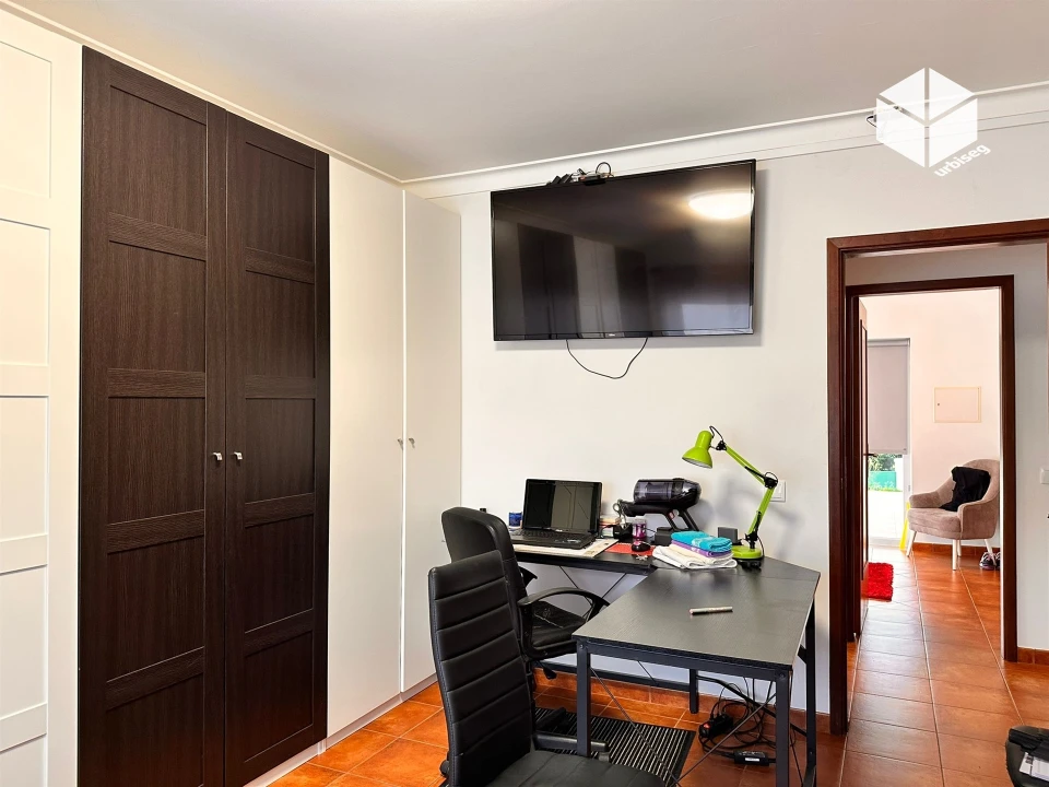 Moradia T4 para Venda em Tavarede Foto 39