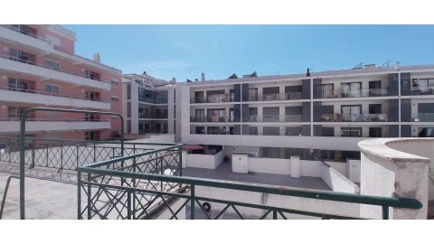 Apartamento T1 para Venda em Nossa Senhora do Pópulo, Coto e São Gregório