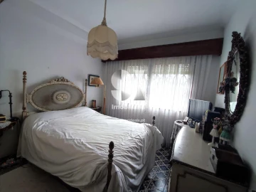 Moradia T5 para Venda em Moreira