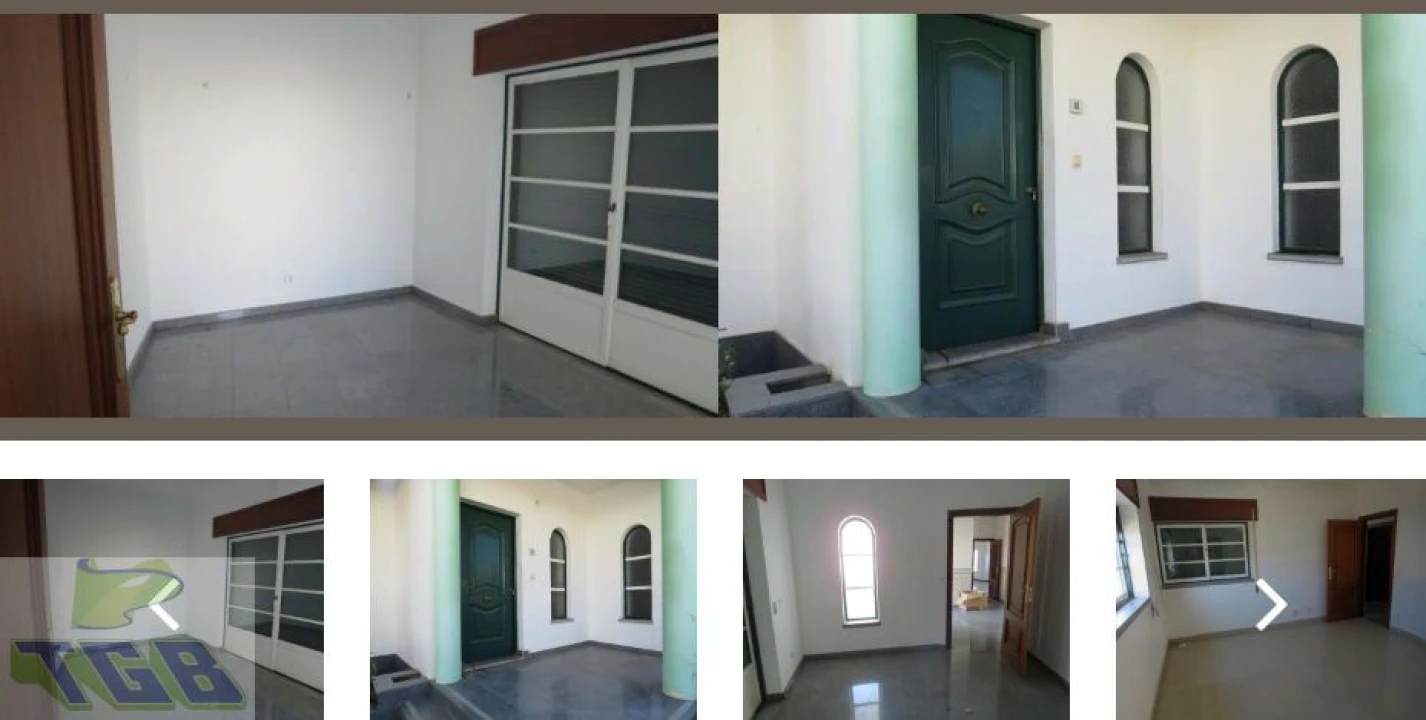 Moradia T4 para Venda em Assunção, Ajuda, Salvador e Santo Ildefonso Foto 6