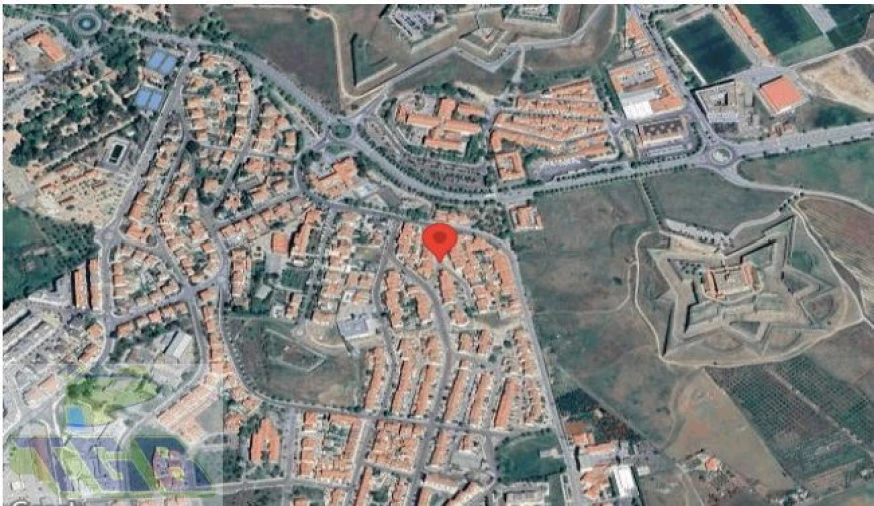 Moradia T4 para Venda em Assunção, Ajuda, Salvador e Santo Ildefonso Foto 9