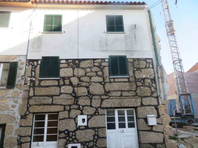 Moradia T1 para Venda em Candosa Foto 2