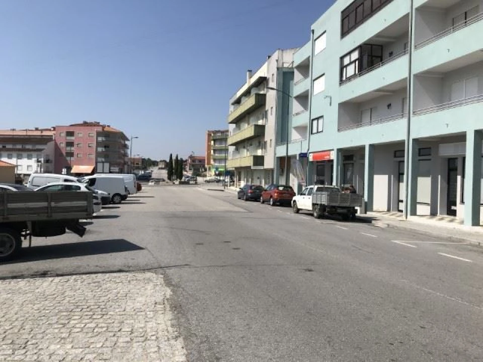 Loja para Venda em Valpaços e Sanfins Foto 6