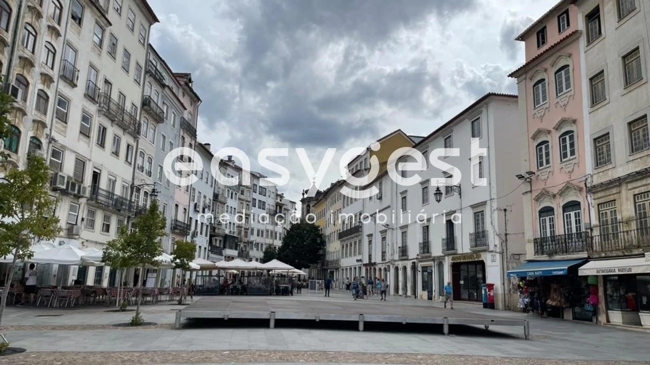 Prédio para Venda em Sé Nova, Santa Cruz, Almedina e São Bartolomeu Foto 2