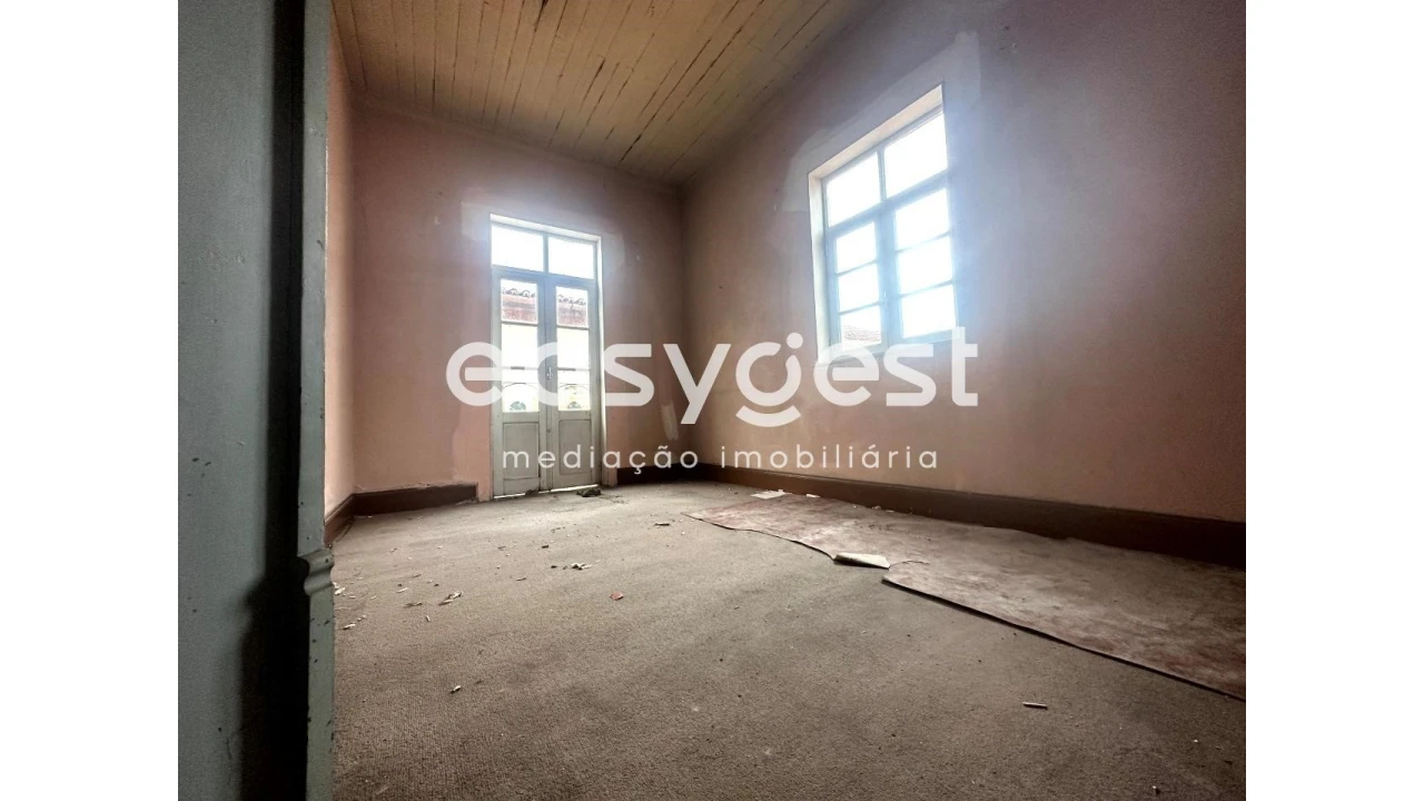 Prédio para Venda em Sé Nova, Santa Cruz, Almedina e São Bartolomeu Foto 10
