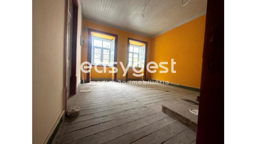 Prédio para Venda em Sé Nova, Santa Cruz, Almedina e São Bartolomeu Foto 3