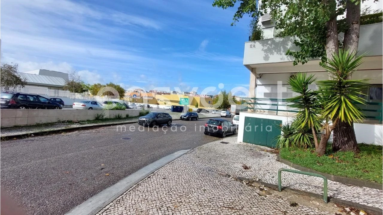 Loja para Venda em Santo Antonio dos Olivais Foto 10