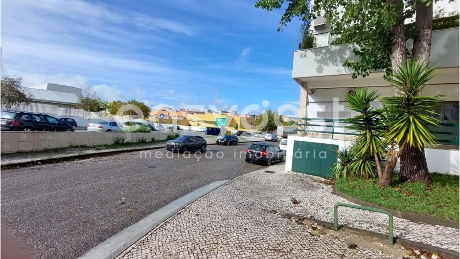 Loja para Venda em Santo Antonio dos Olivais Foto 10