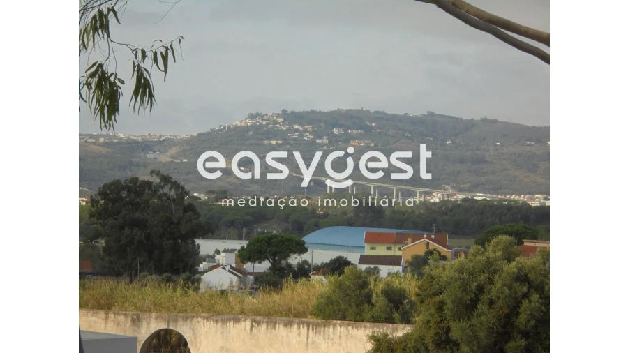 Terreno para Venda em Santo Antão e São Julião do Tojal Foto 10
