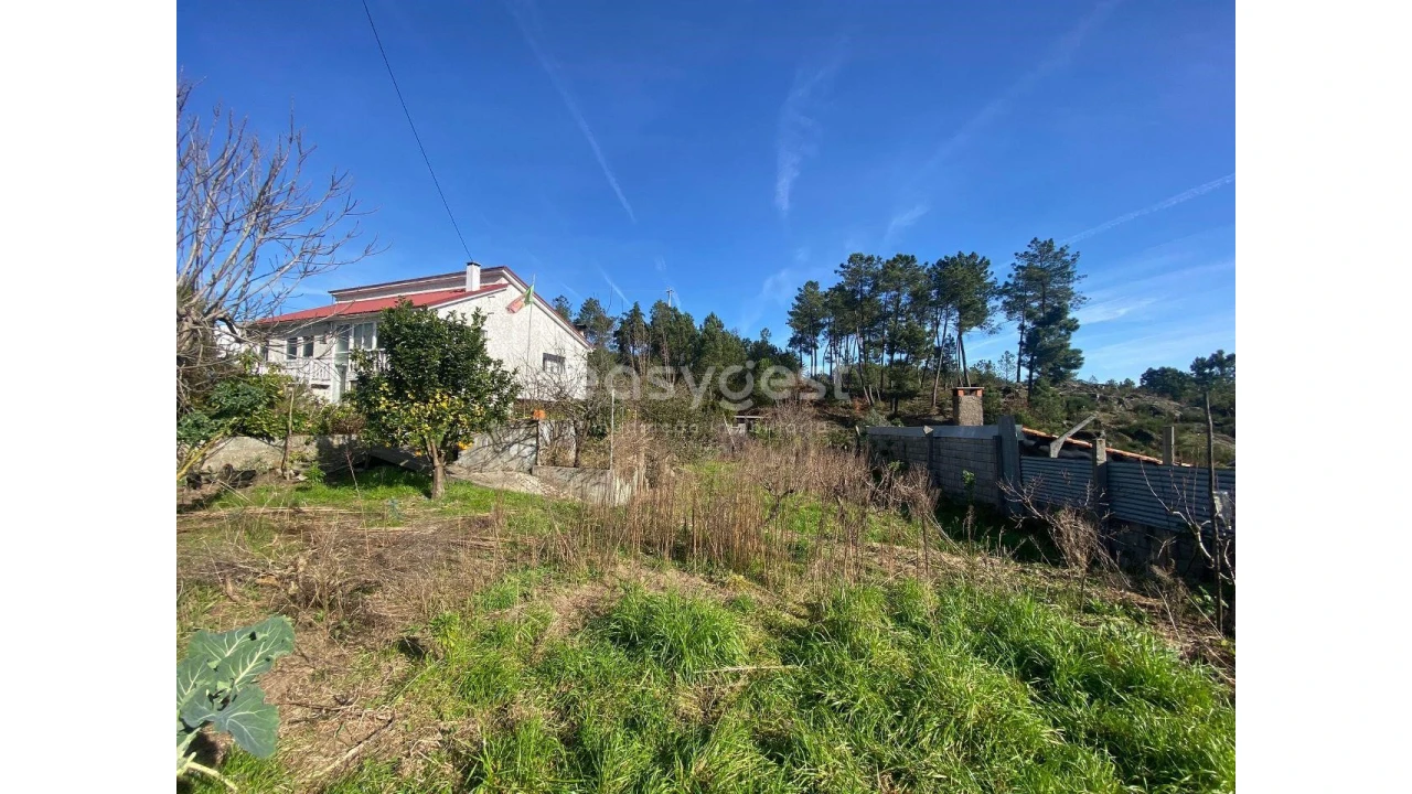 Terreno para Venda em Abraveses Foto 6