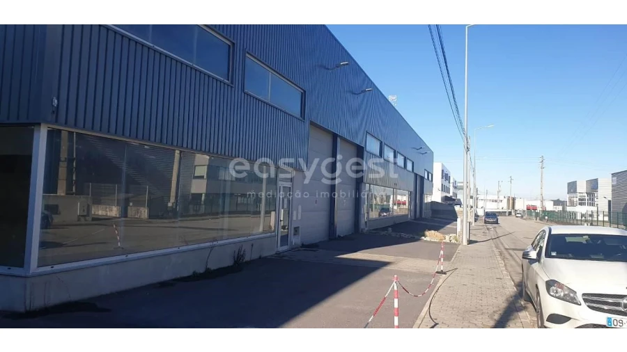 Armazém para Venda em Palhaça