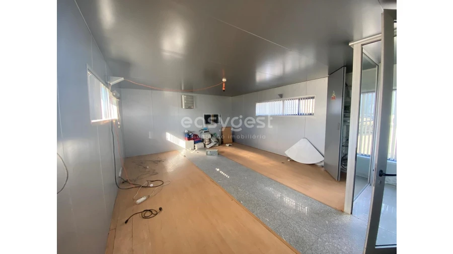 Armazém para Venda em Barrô e Aguada de Baixo Foto 6